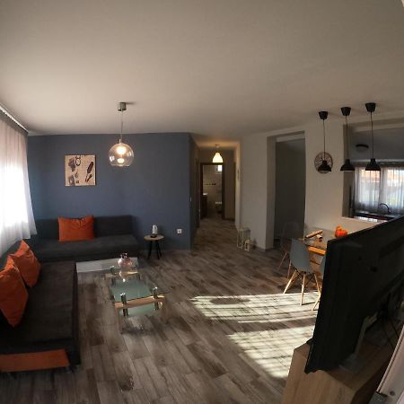 Private Modern Apartment Nea Roda Exterior foto
