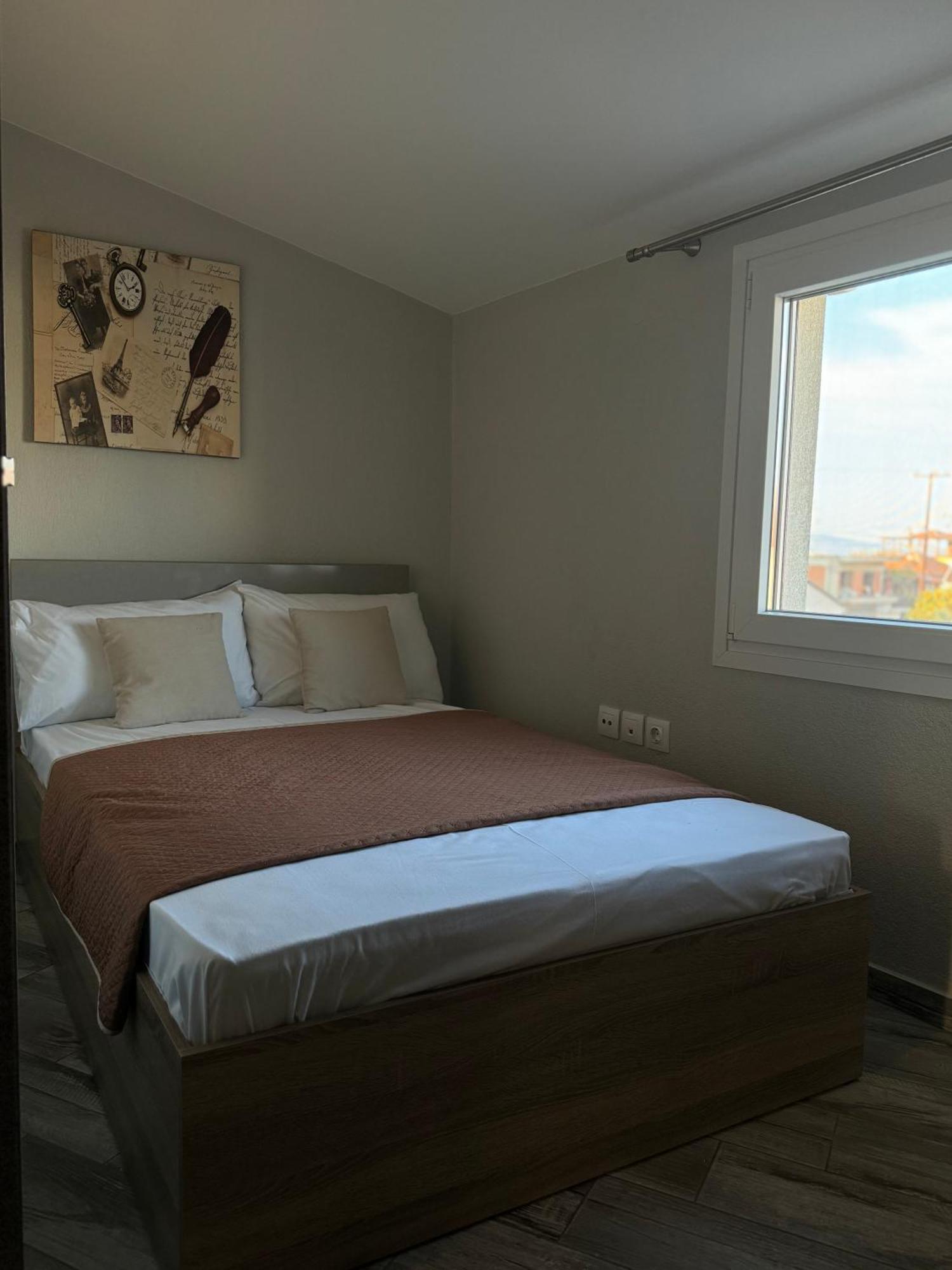 Private Modern Apartment Nea Roda Exterior foto