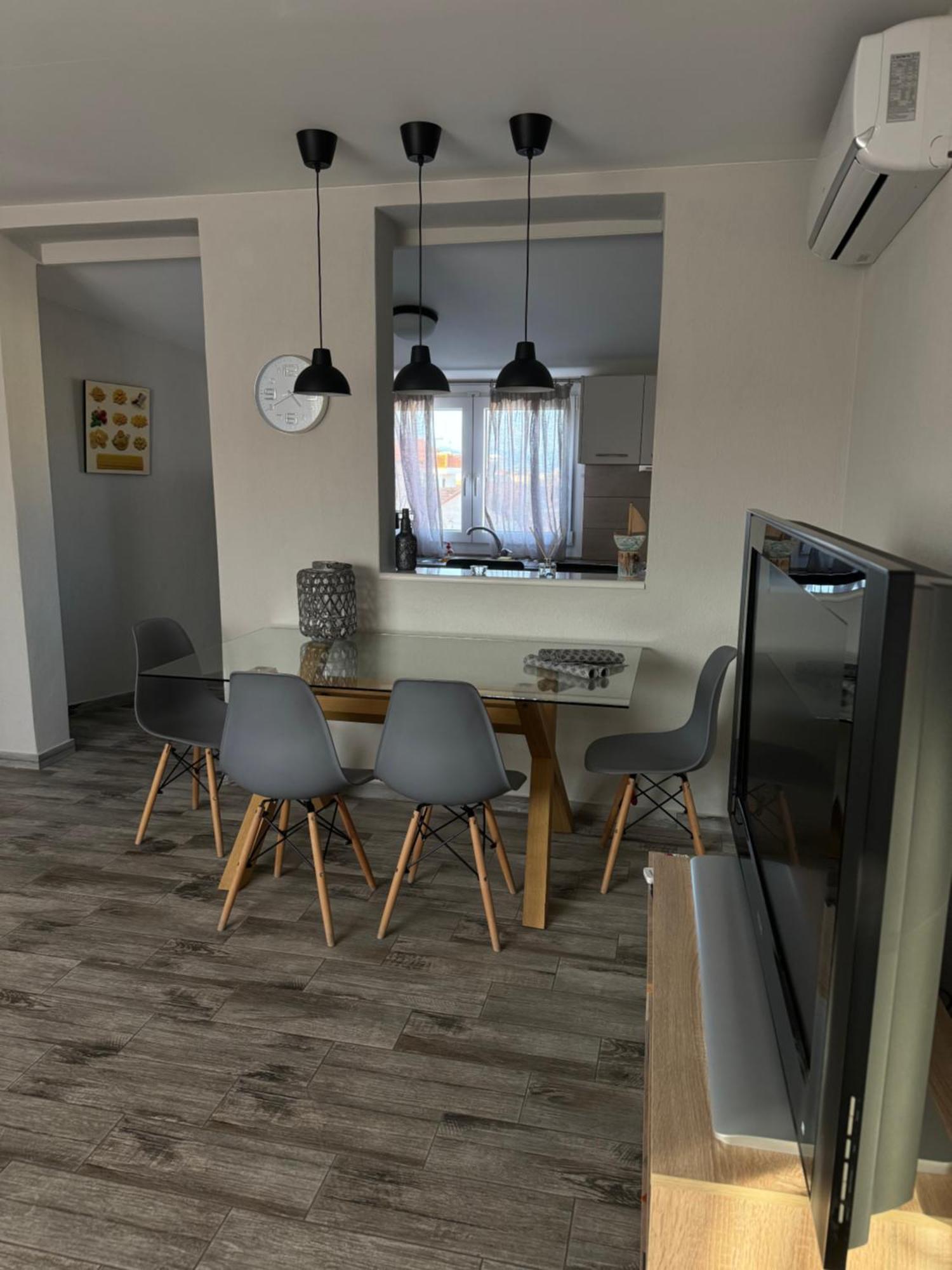 Private Modern Apartment Nea Roda Exterior foto